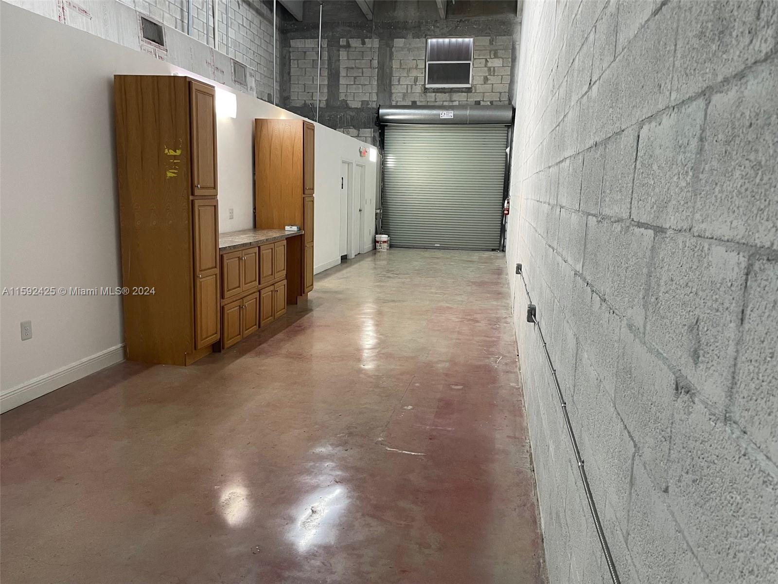 Commercial Property Warehouse